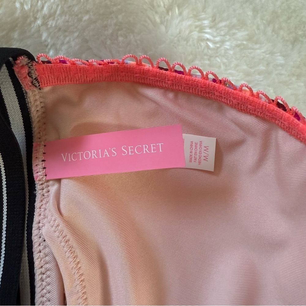 Victoria's Secret Pink and Black Bikini Top Size M - Picture 5 of 6